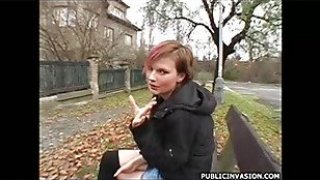 Martina memberikan blowjob dengan baik-baik-anak tiri panas