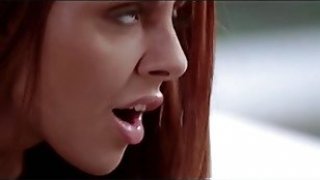 Vanna bardot dalam pakaian dalam seksi ditiduri oleh diggler licik