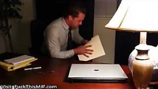 Harley dean bercinta di meja