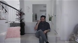 11999933a hazel moore - rumah anjing