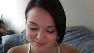 Lucu Remaja Memiliki Orgasme Besar Pada Webcam