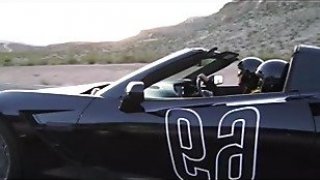 Cuties mengalami masalah mobil tetapi tidak punya uang untuk towtkd3f