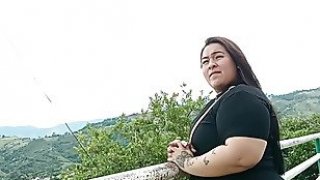 Keponakan tiriku sedang menungguku menunggu aku menidurinya