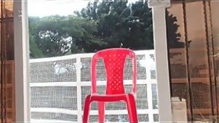 Amerika bersenang-senang di balkon payudara besar milf sepong