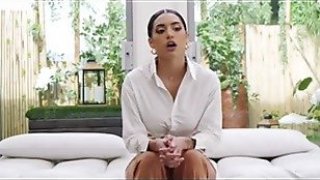 Latina yang luar biasa dengan payudara alami yang besar ingin cum di dalam hergc46g